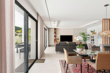 ddf91abc454a5b77038899c504b21776 - 9