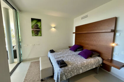 de5ba52c03a9ae702f4b61e97499a39e - 16