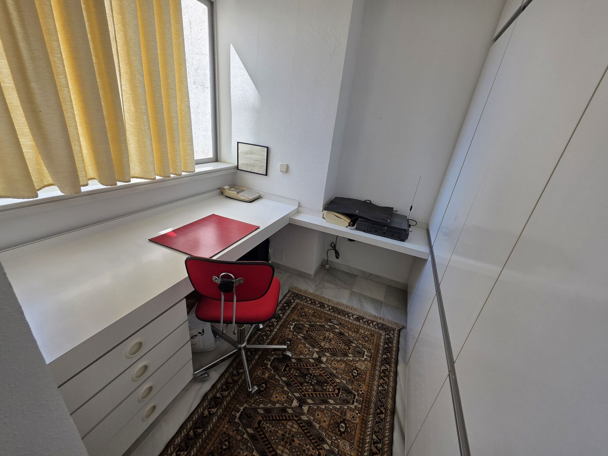 de70afc4b1283cc1509953c8a086a8c8 - 14