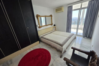 de70afc4b1283cc1509953c8a086a8c8 - 17