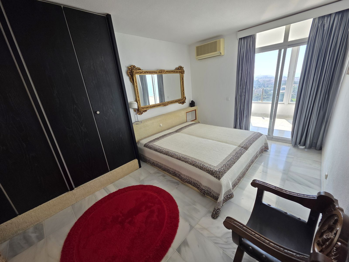 de70afc4b1283cc1509953c8a086a8c8 - 17