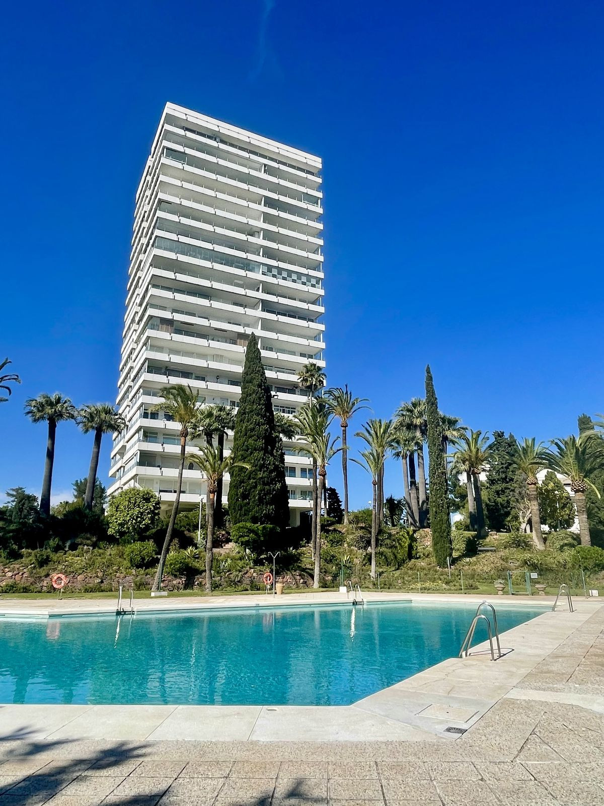 de70afc4b1283cc1509953c8a086a8c8 - 2