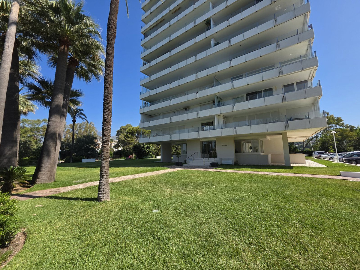 de70afc4b1283cc1509953c8a086a8c8 - 27