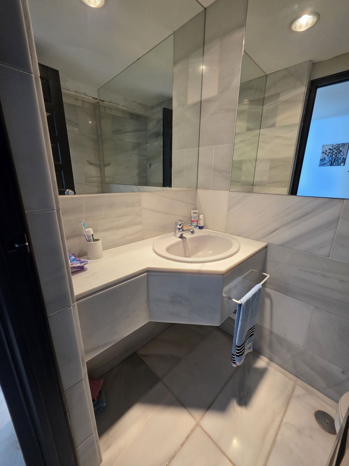 de70afc4b1283cc1509953c8a086a8c8 - 6