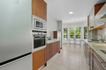 df2a389fd298ad2ebdf071d5fadaa5b9 - 12