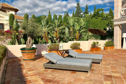 df3091c454640eb974c6f6736df1f64f - 13