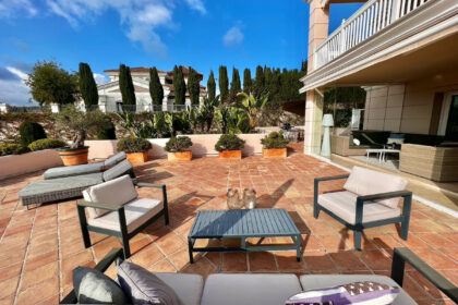 df3091c454640eb974c6f6736df1f64f - 3