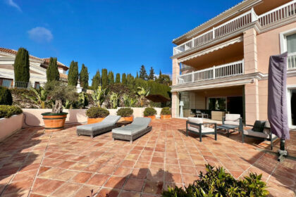 df3091c454640eb974c6f6736df1f64f - 44