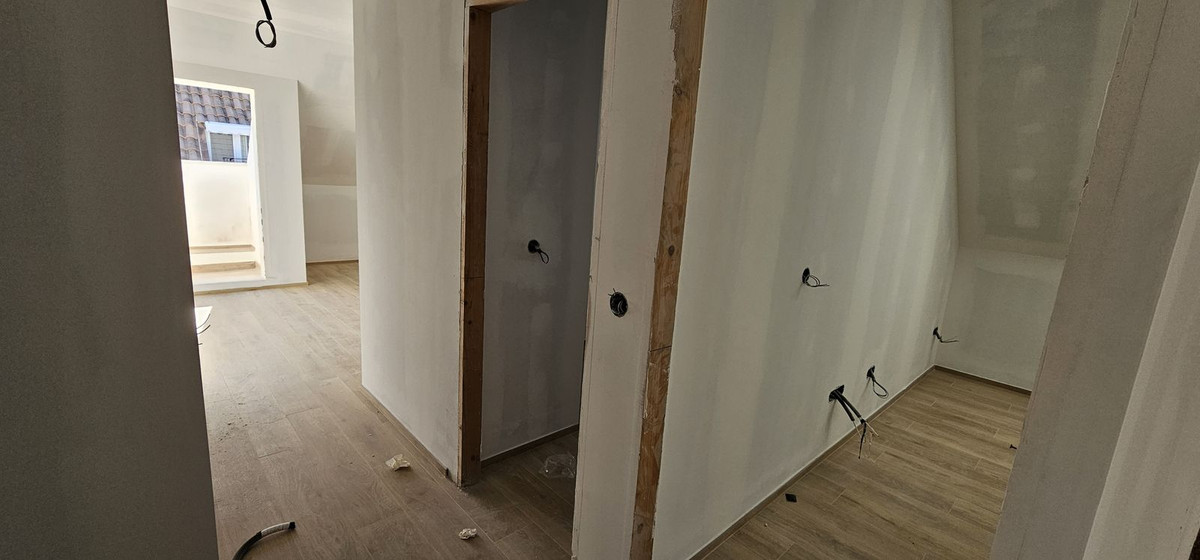 df422466f2e003a5fbbe6a1152bc15e4 - 11