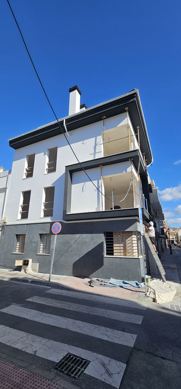 df422466f2e003a5fbbe6a1152bc15e4 - 13