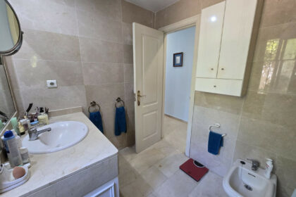 df6e5bf1c853ec42a4bb140e927199c1 - 35