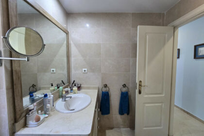 df6e5bf1c853ec42a4bb140e927199c1 - 36