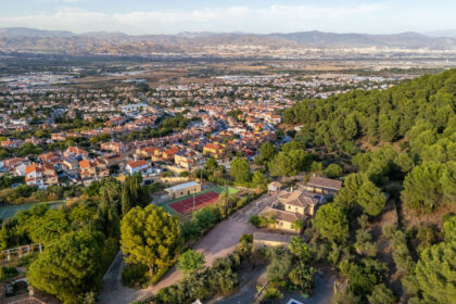 e08308fecc82d3e15683f931d6c84183 - 38