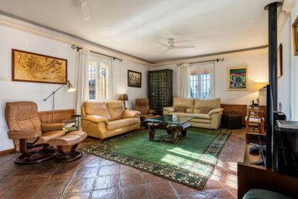 e08308fecc82d3e15683f931d6c84183 - 8