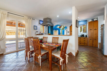 e08308fecc82d3e15683f931d6c84183 - 9