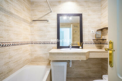 e09a6abd0b83e1fdbb1e28fdfaec86f3 - 12