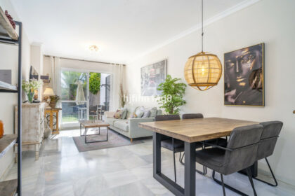 e09a6abd0b83e1fdbb1e28fdfaec86f3 - 3