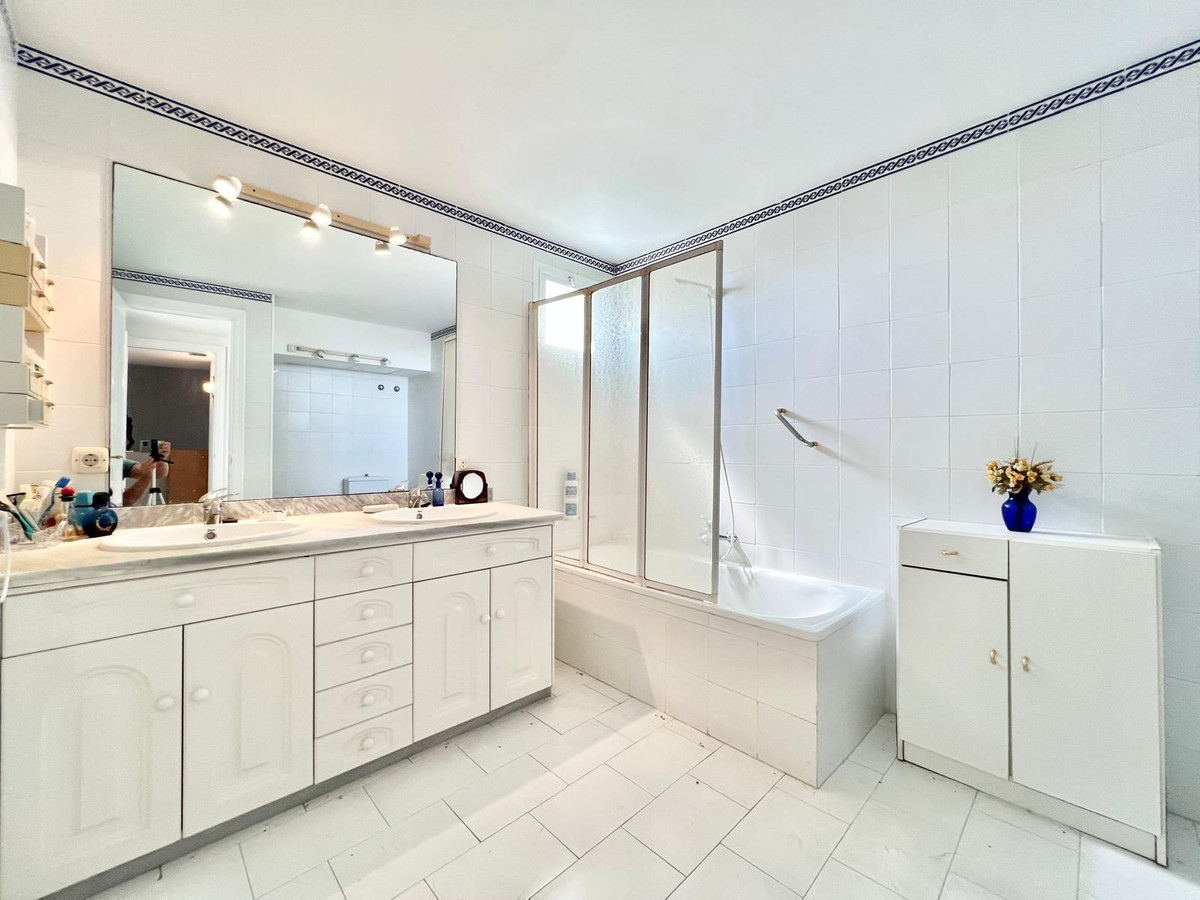 e0de71986fe1c03f45dfb91ad99a7702 - 20