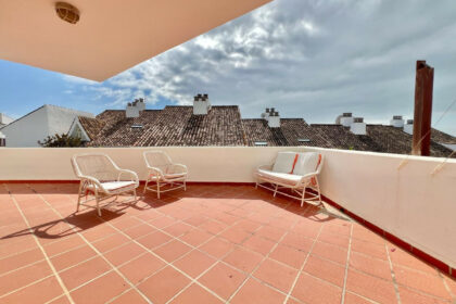 e0de71986fe1c03f45dfb91ad99a7702 - 34