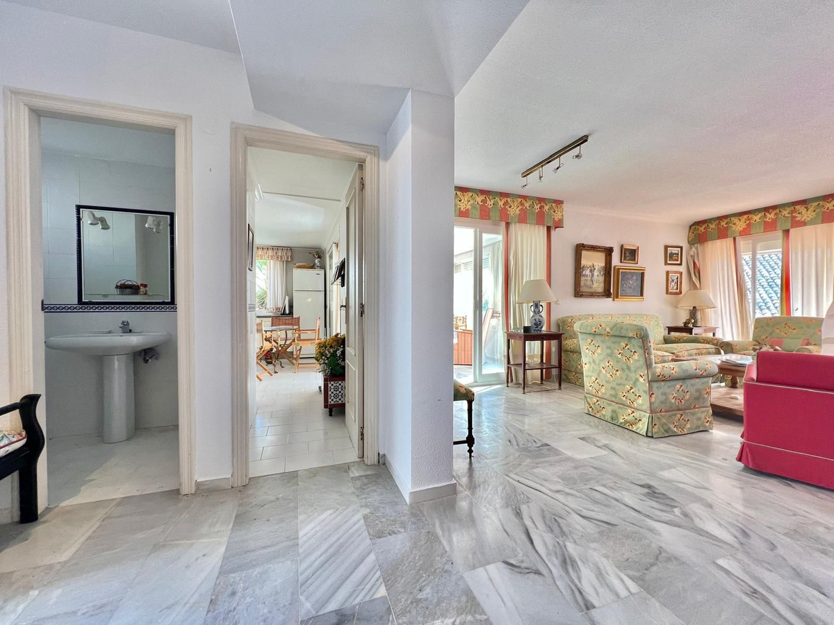 e0de71986fe1c03f45dfb91ad99a7702 - 7