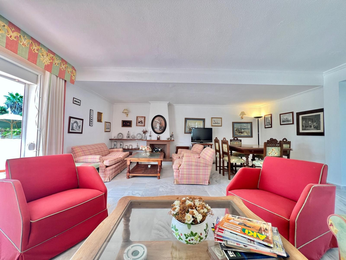 e0de71986fe1c03f45dfb91ad99a7702 - 9