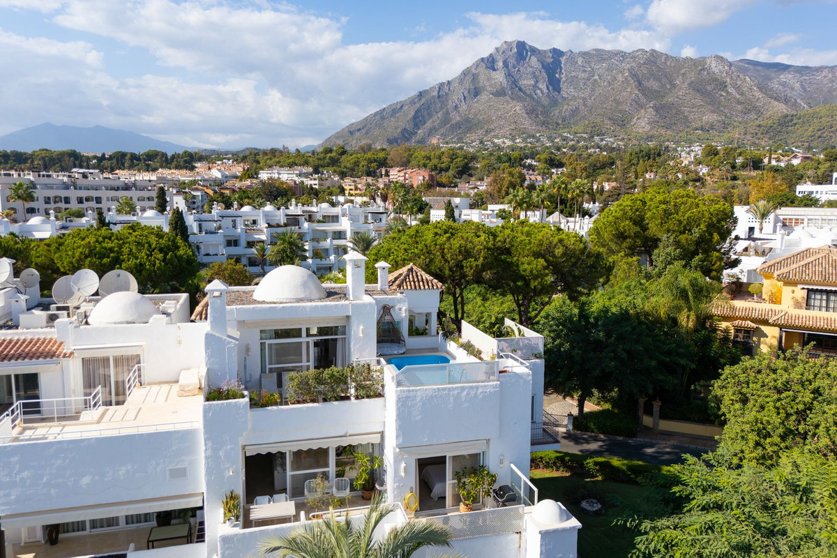 e0e80d9ed9e633295f8af4015e3f5820 - 2