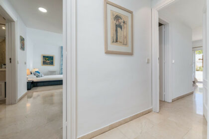 e0e80d9ed9e633295f8af4015e3f5820 - 21