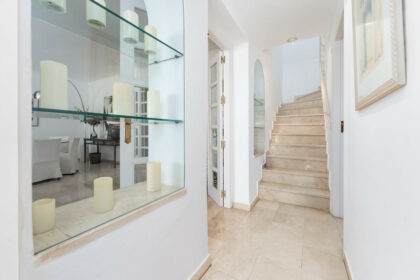 e0e80d9ed9e633295f8af4015e3f5820 - 30