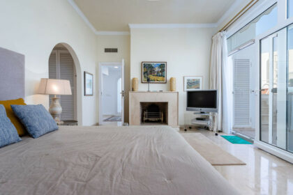 e0e80d9ed9e633295f8af4015e3f5820 - 32