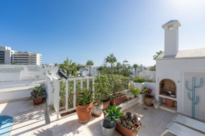 e0e80d9ed9e633295f8af4015e3f5820 - 38