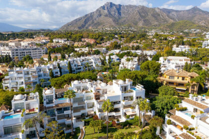 e0e80d9ed9e633295f8af4015e3f5820 - 41