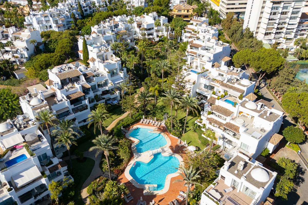 e0e80d9ed9e633295f8af4015e3f5820 - 42