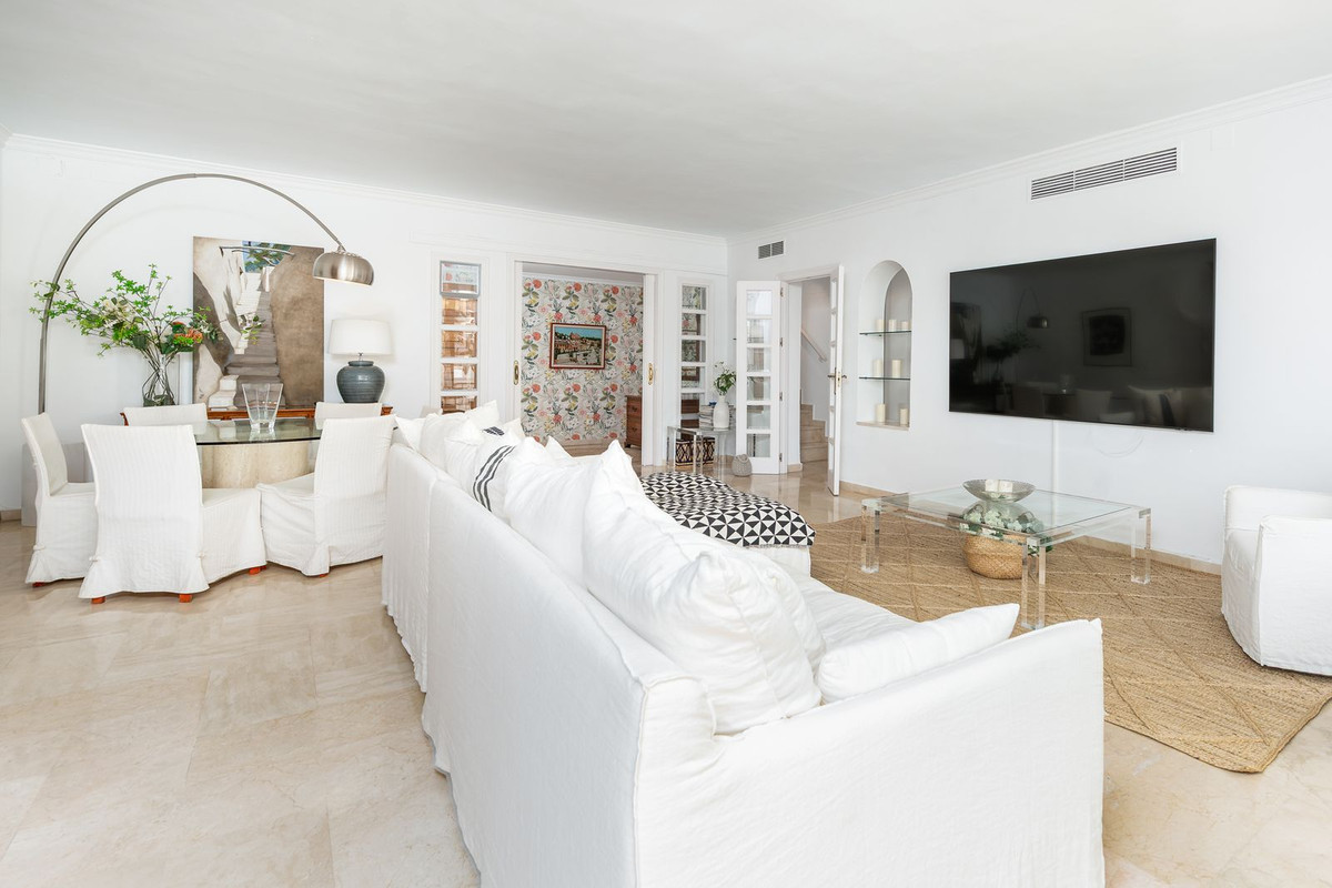 e0e80d9ed9e633295f8af4015e3f5820 - 7