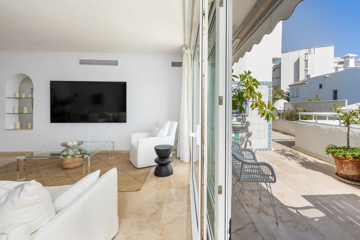 e0e80d9ed9e633295f8af4015e3f5820 - 9