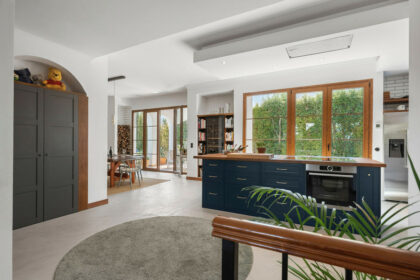 e0f5717d5851136e5c0f7556e7d5d8fe - 11