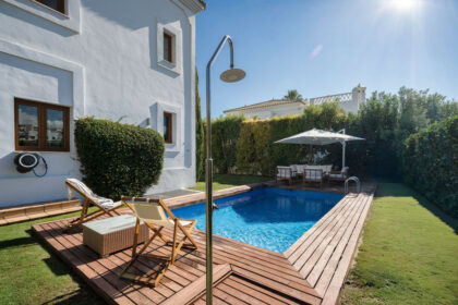 e0f5717d5851136e5c0f7556e7d5d8fe - 27