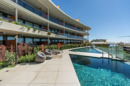 e24656c07f129c6b8e2373a6a06f735a - 19