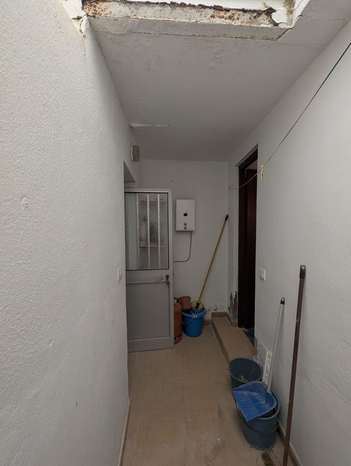 e28ddc6d94c62f56758a1d7721ee93be - 11