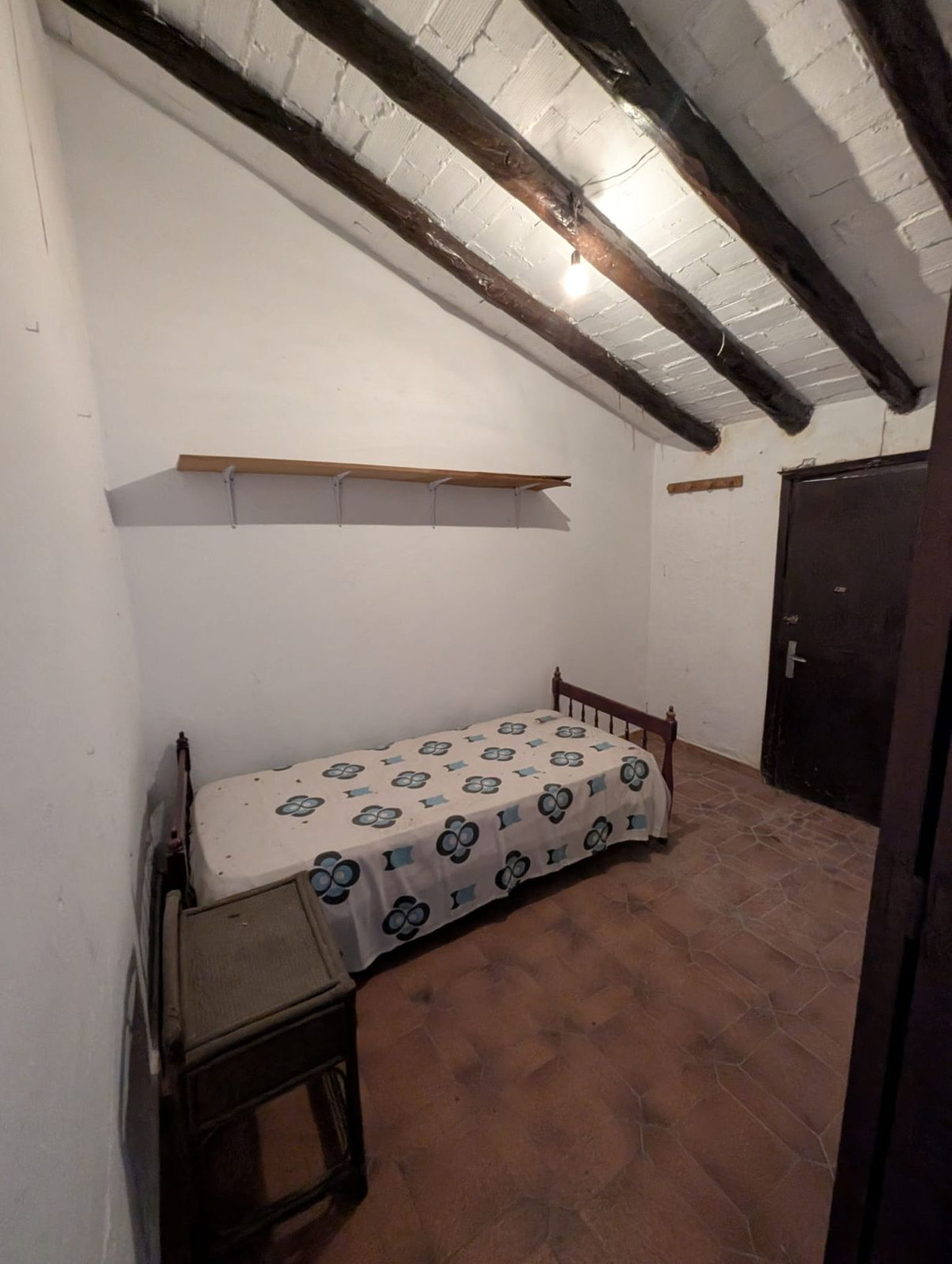 e28ddc6d94c62f56758a1d7721ee93be - 14