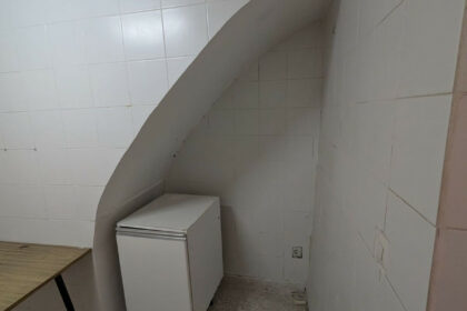 e28ddc6d94c62f56758a1d7721ee93be - 4