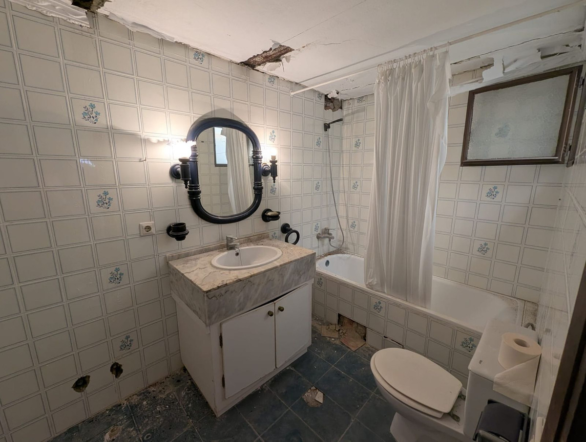 e28ddc6d94c62f56758a1d7721ee93be - 9