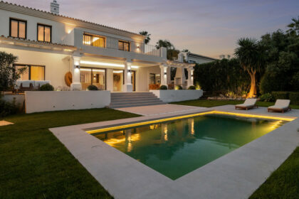 e28eed0a61f9430ce91dbc4059b02cc8 - 32