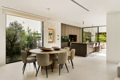 e2f4dc0c575cb7a9b282efc2d8e56994 - 11