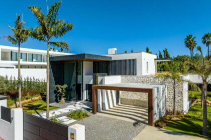 e2f4dc0c575cb7a9b282efc2d8e56994 - 25