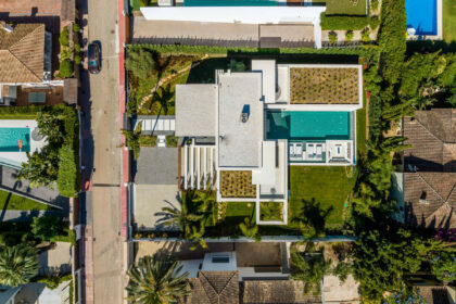 e2f4dc0c575cb7a9b282efc2d8e56994 - 28