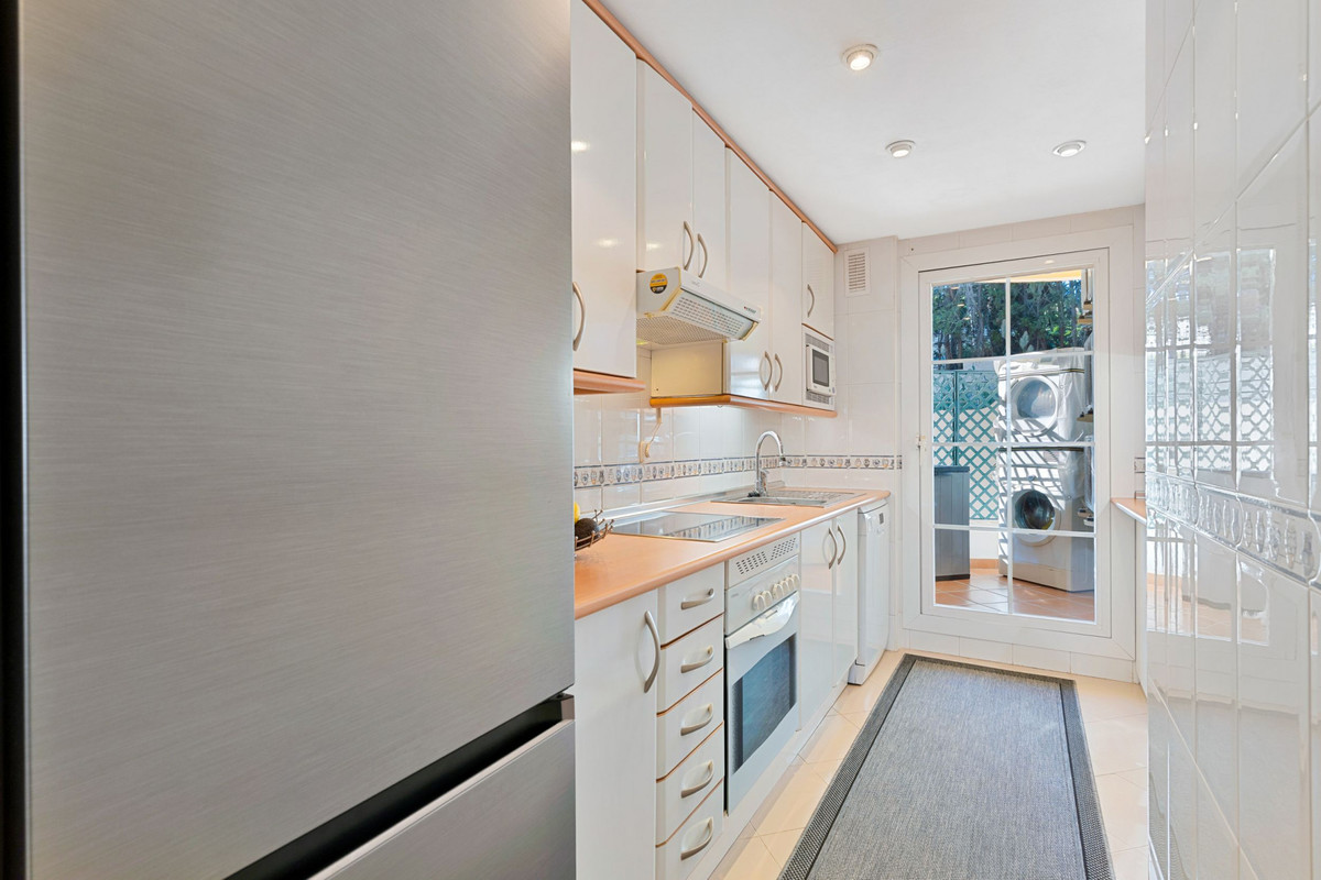 e2f8cd315093b87f71da30d231c9ede7 - 10