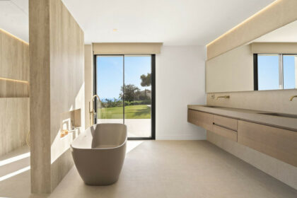 e35c3c0d845b6b12e643dde205491e6a - 27