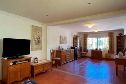 e3885d110561d2cb488375fa3cbc8b3a - 1