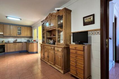 e3885d110561d2cb488375fa3cbc8b3a - 11