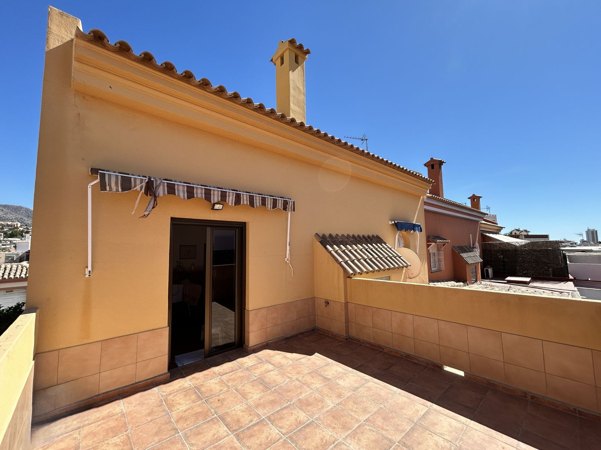 e3885d110561d2cb488375fa3cbc8b3a - 20